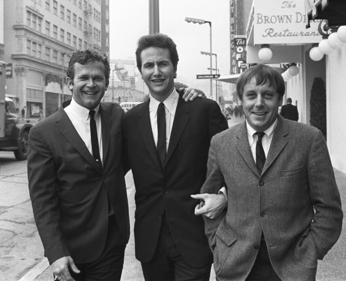 Bob Shane, last original member of the Kingston Trio, dies at 85 - Los Angeles Times